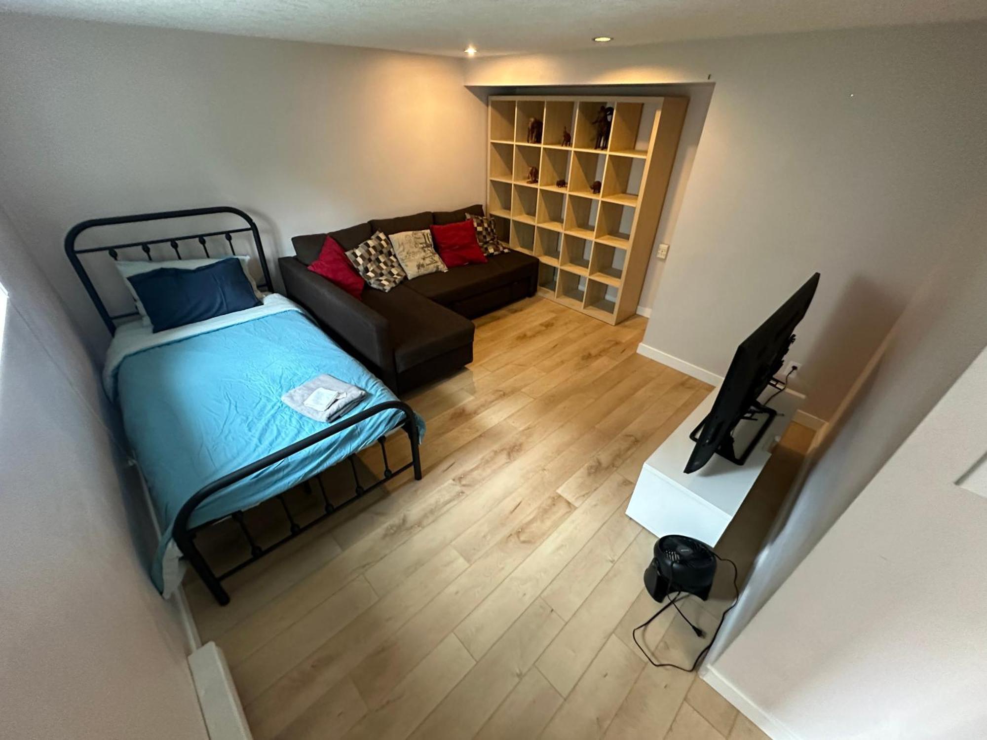 Artistic Apartment Near Downtown Вікторія Екстер'єр фото